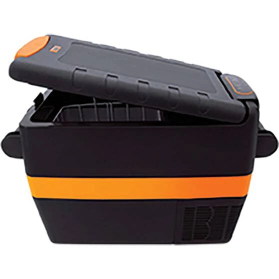 XTM 4x4 Accessories XTM45 40L Fridge Freezer And Cover Pack 8 XTM 4x4 Accessories XTM45 40L Fridge Freezer And Cover Pack - Image 6