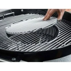 Weber Performer Premium Kettle BBQ Black 57cm -Weber Store BCF 647694 02 hi res